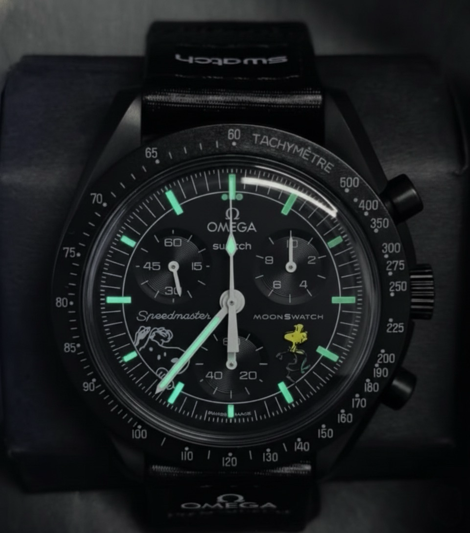 Omega X Swatch Woodstock, Snoopy Omega Moonwatch Rare Black