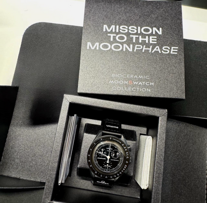 Omega Moonswatch Mission to the Moonphase, Snoopy Omega x Swatch Black